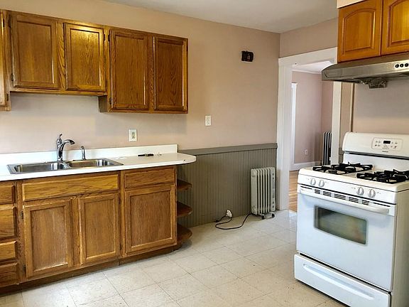 5th image of 107 Norfolk St #0