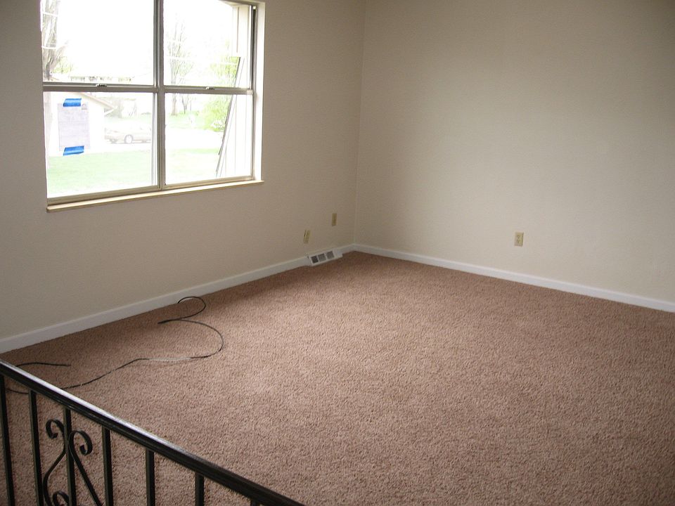 1st image of 212 Saint Lo Dr