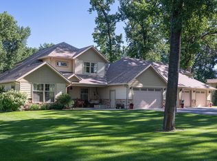 2160 Harbor Dr, Bismarck, ND 58504