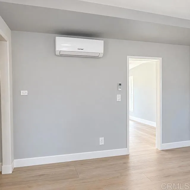 3 bed, 1100 sqft, $3,650 — Photo 4