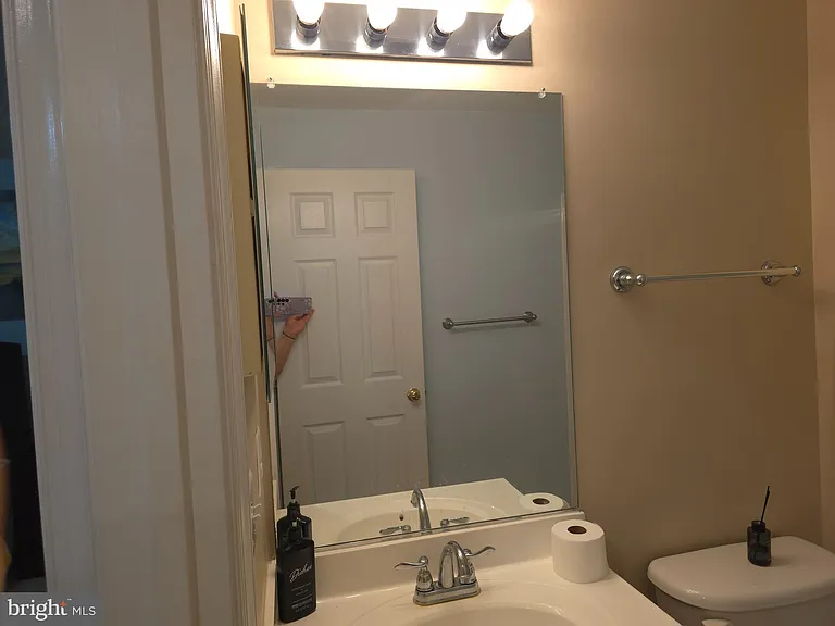 15546 Miller School Pl — Photo 23