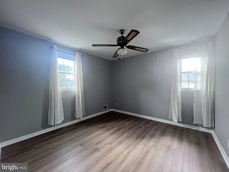 8407 Thornton Rd — Photo 19