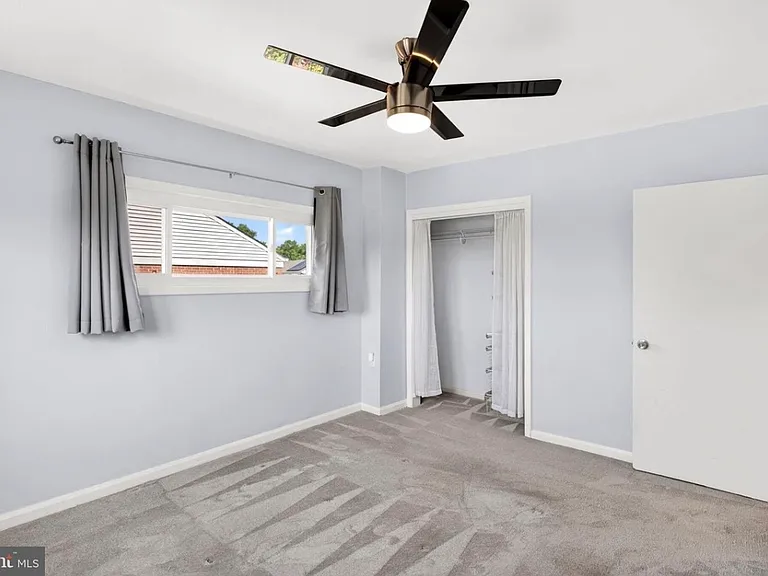 2225 Ellen Ave — Photo 15