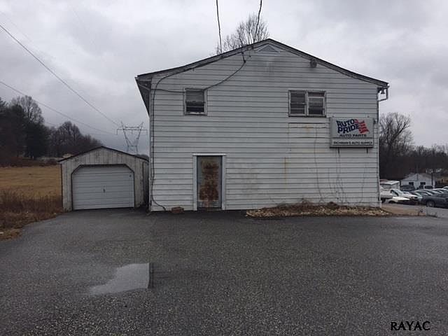 2nd image of 2713 Bel Air Rd