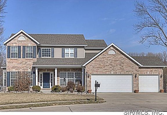 2nd image of 13 Wildwood Ct