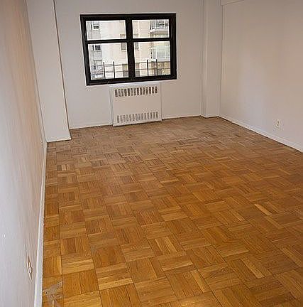 3rd image of 400 E 55th St APT 5B