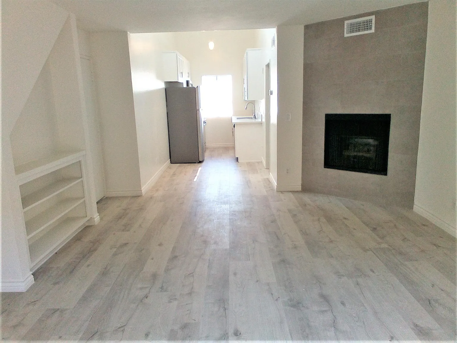 Studio, 625 sqft, $2,150 — Photo 4