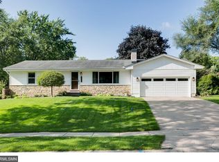 9940 Little Rd, Bloomington, MN 55437