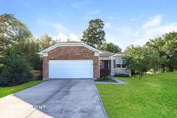 374 Molise Cir — Photo 1