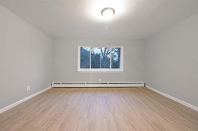 1st image of 30 Bear Mountain Dr