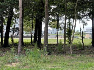 216 Captain Orris Browne Cpe #305, Cape Charles, VA 23310