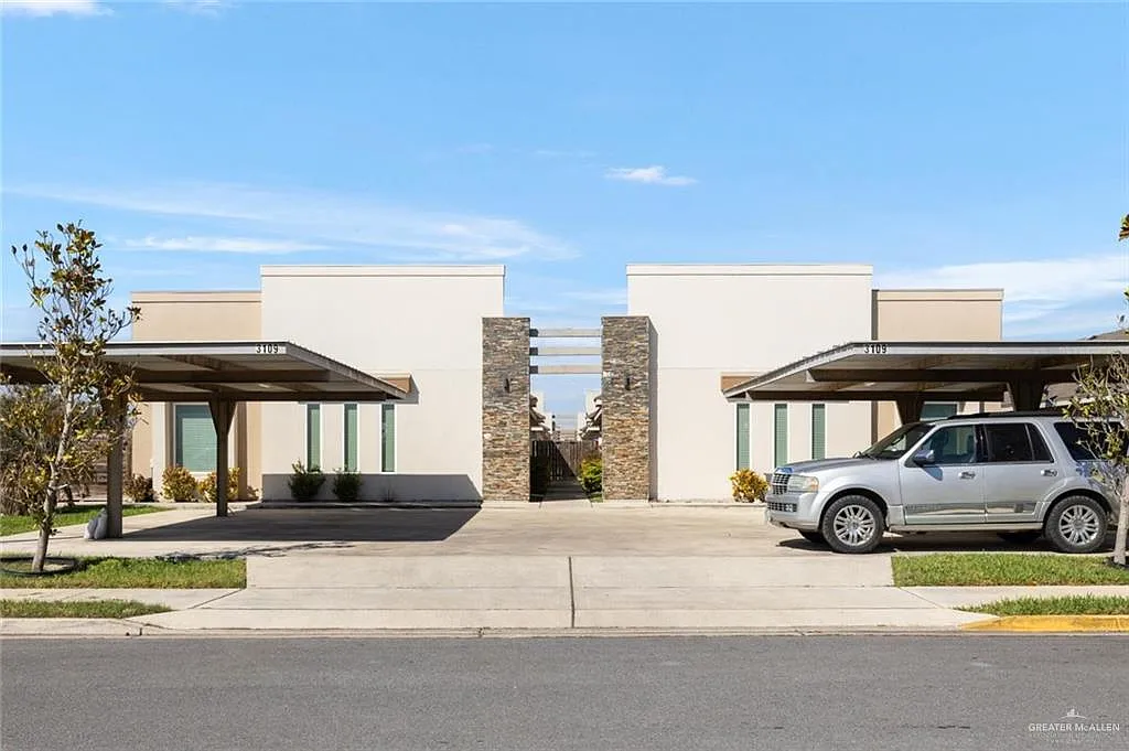 2 bed, 2.0 bath, $1,100 — Photo 1