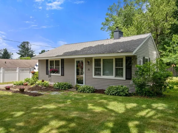 30 Colonial Rd, Holden, MA 01520