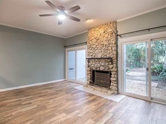 4th image of 2949 Shamrock St S #26