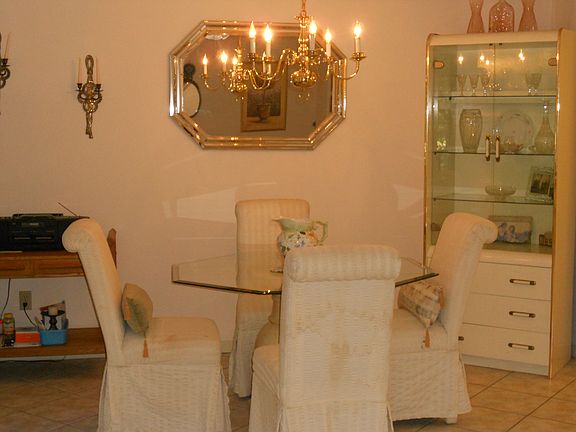 5th image of 18 Alcira Ct