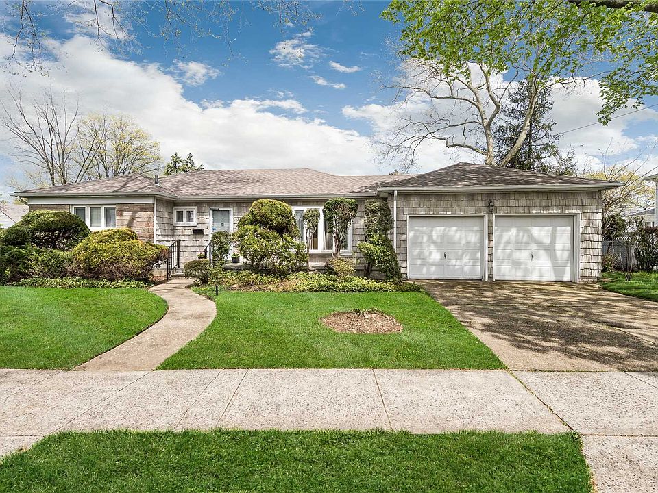 1st image of 142 Claudy Ln