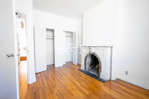 Rented by Brick&Mortar | media 9
