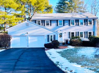 40 Homestead Lane, Avon, CT 06001