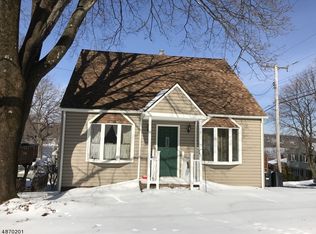 71 Allen St, Netcong, NJ 07857