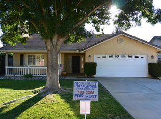838 S Grand St, Visalia, CA