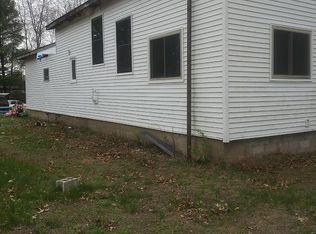 8457 Cochise Rd, Fremont, WI 54940