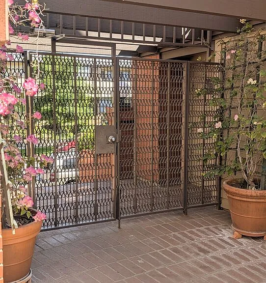 835 S Lucerne Blvd #209 — Photo 3