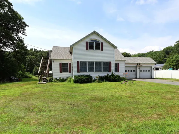 55 Horseshoe Avenue, Hartford, VT 05001