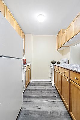 3rd image of 4-74 48th Ave #7D