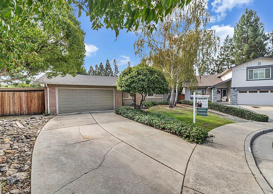 1st image of 2440 Gitana Ct