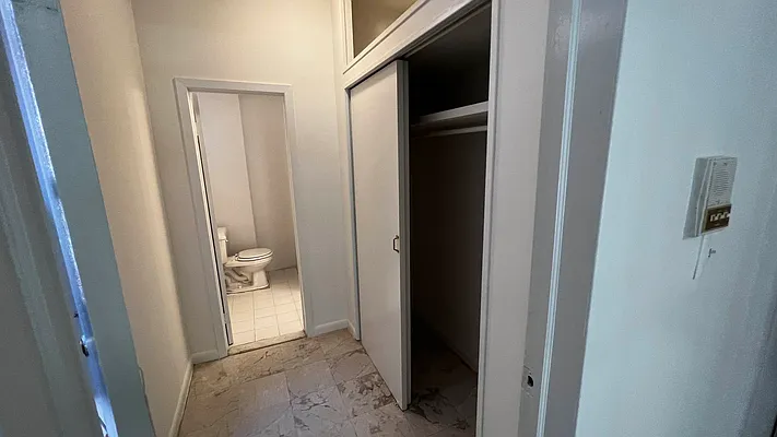 Rented by HOLTON REAL ESTATE INC. | media 11