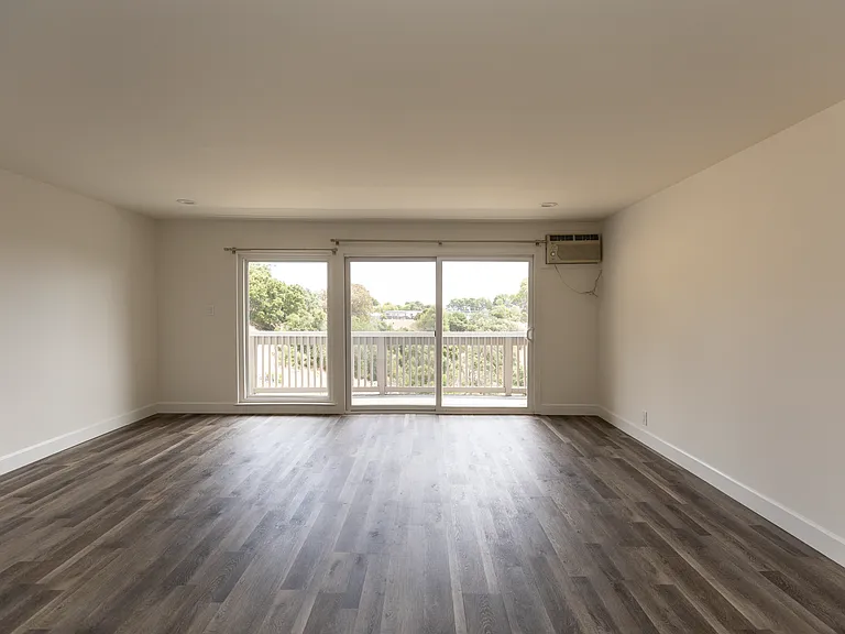 409 Portofino Dr #409 — Photo 3