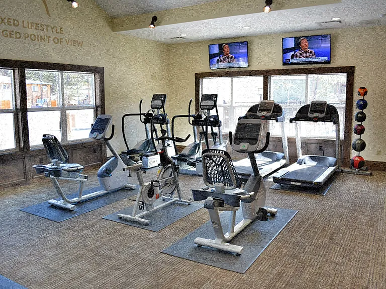 Trail Ridge at Woodland Park Apartments — Photo 19