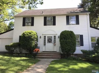 150 South St, Bogota, NJ 07603