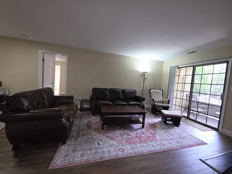 2708 Ridgefield Ct #2 — Photo 10