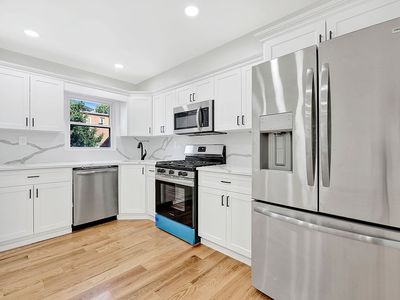 725 Euclid Ave, Brooklyn, NY, 11208