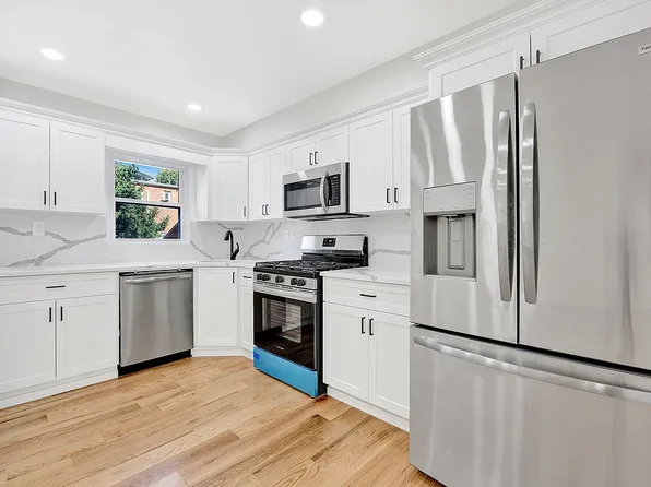 725 Euclid Ave, Brooklyn, NY 11208