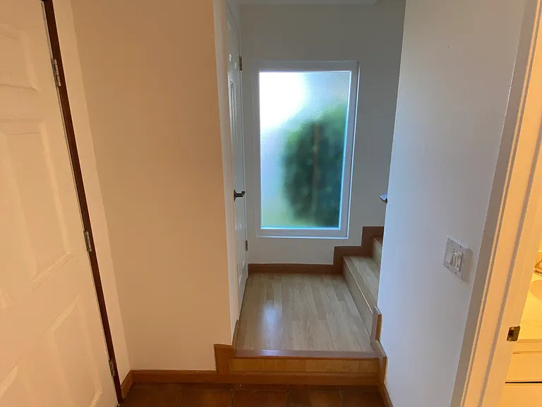 2519 Vanderbilt Ln #1 — Photo 8