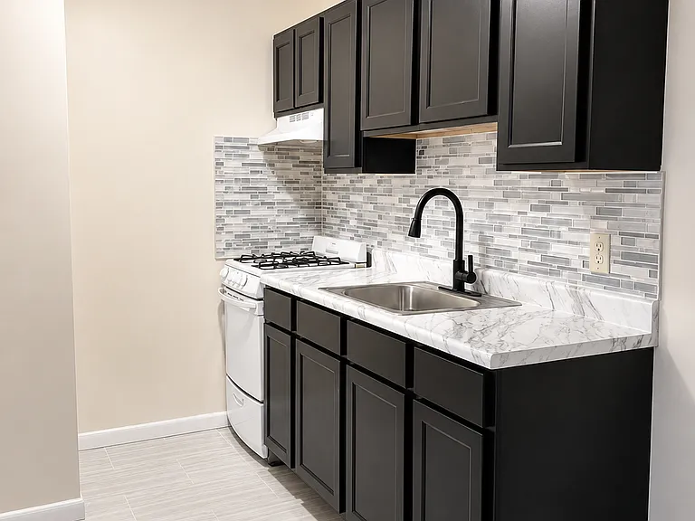 384 Stuyvesant Ave #8A — Photo 1