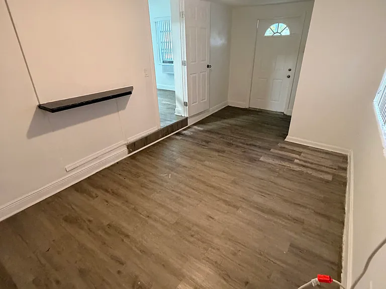 5709 Arthur St — Photo 7