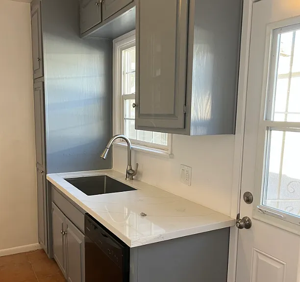 211 Sprucewood St #1 — Photo 13