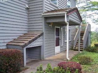 1445 Seacrest Ln APT 2, Brookings, OR 97415