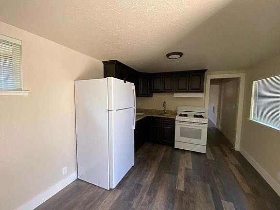 2nd image of 869 San Benito St #1