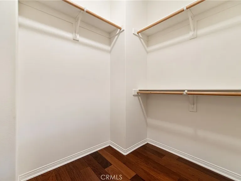 24 Shellbark — Photo 22