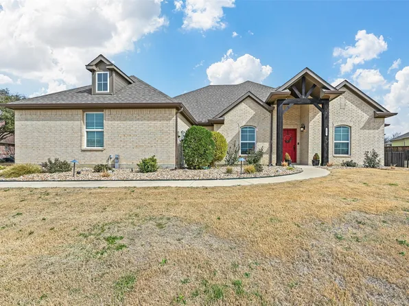 2817 Eden Dr, Cedar Hill, TX 75104