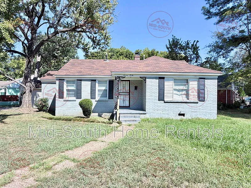 3 bed, 1.0 bath, 1565 sqft, $1,095 — Photo 1