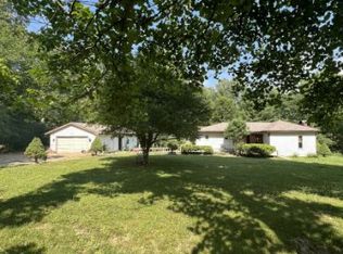 8963 Green Rd, Trafalgar, IN 46181