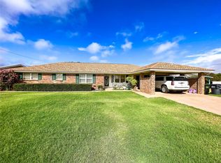 833 Smith St, Aspermont, TX 79502