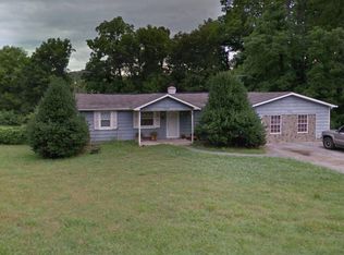10019 Stringtown Rd, Strawberry Plains, TN 37871
