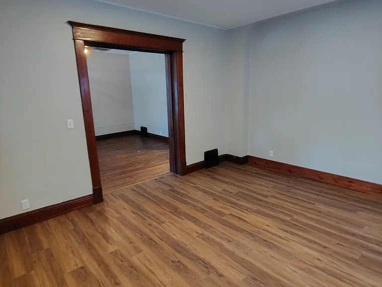 243 S Wayne St — Photo 4