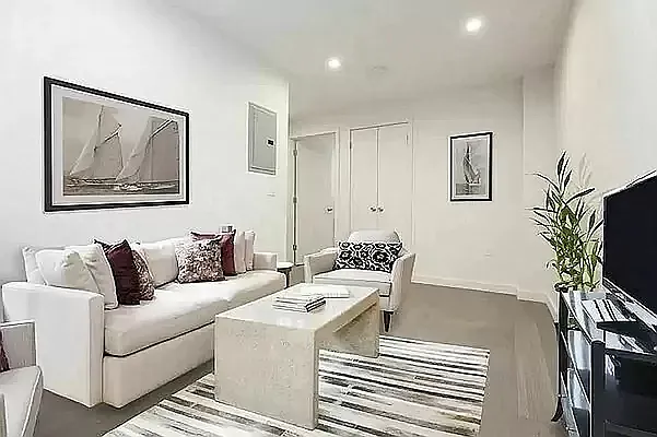 Rented by REAL New York | media 7